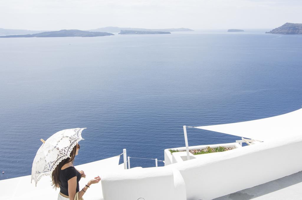 Ambition Suites (Adults Only) Oia  Exterior photo