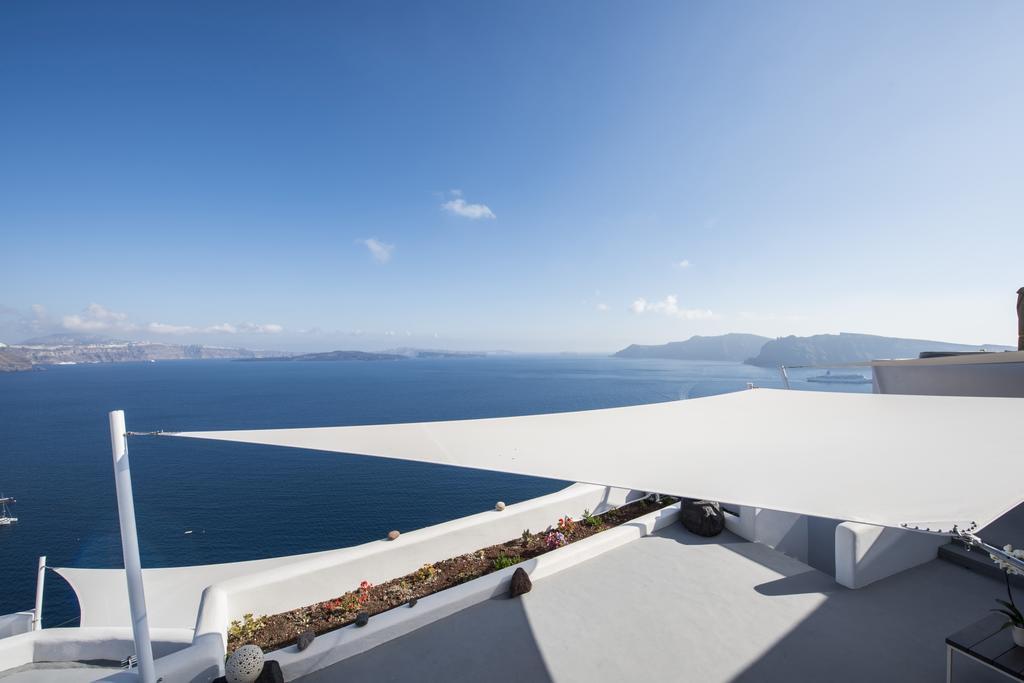 Ambition Suites (Adults Only) Oia  Exterior photo