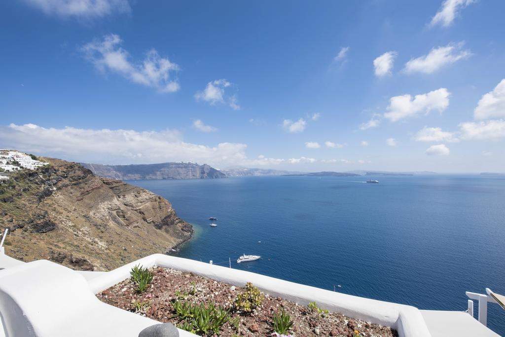 Ambition Suites (Adults Only) Oia  Exterior photo