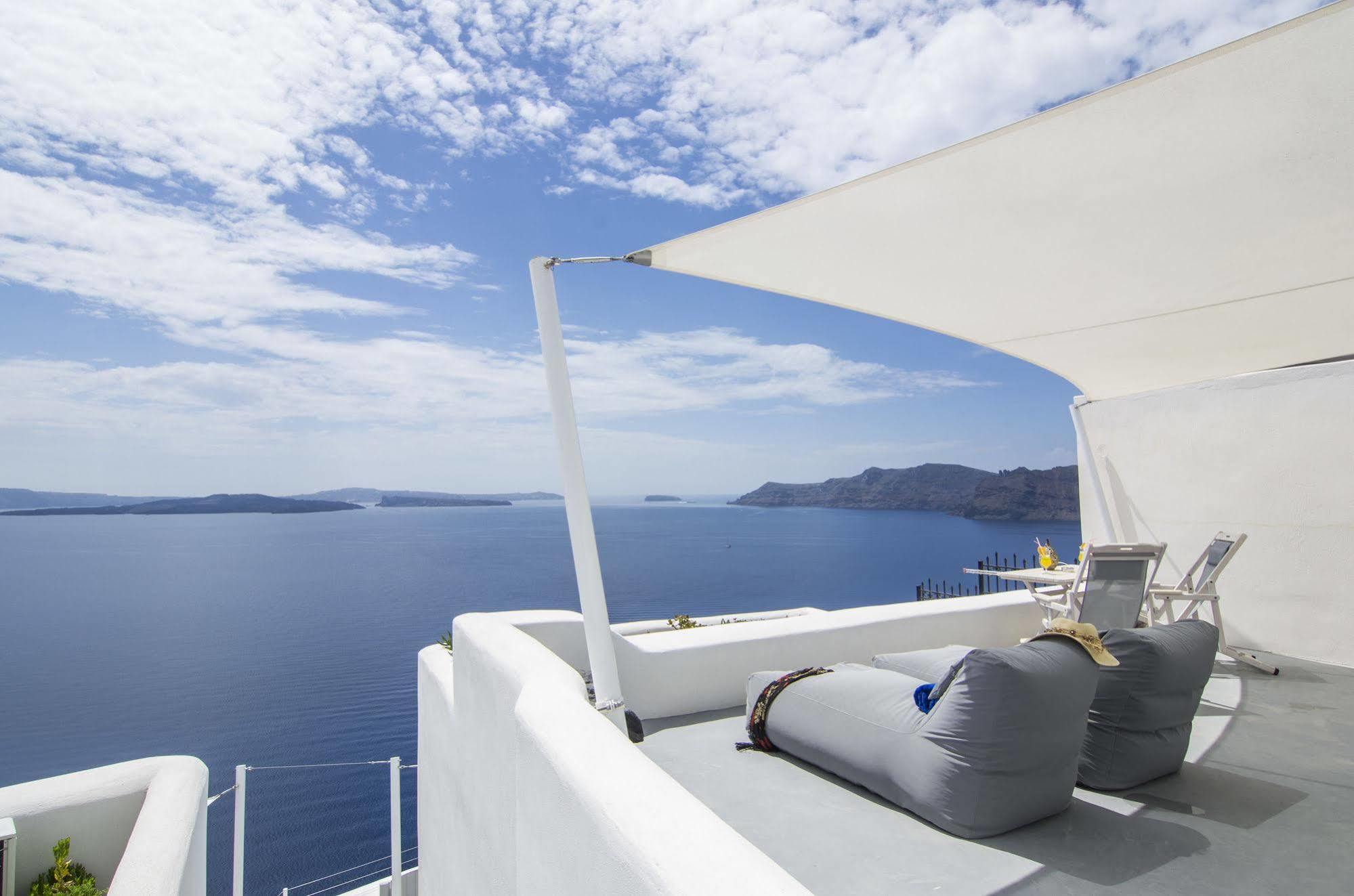 Ambition Suites (Adults Only) Oia  Exterior photo