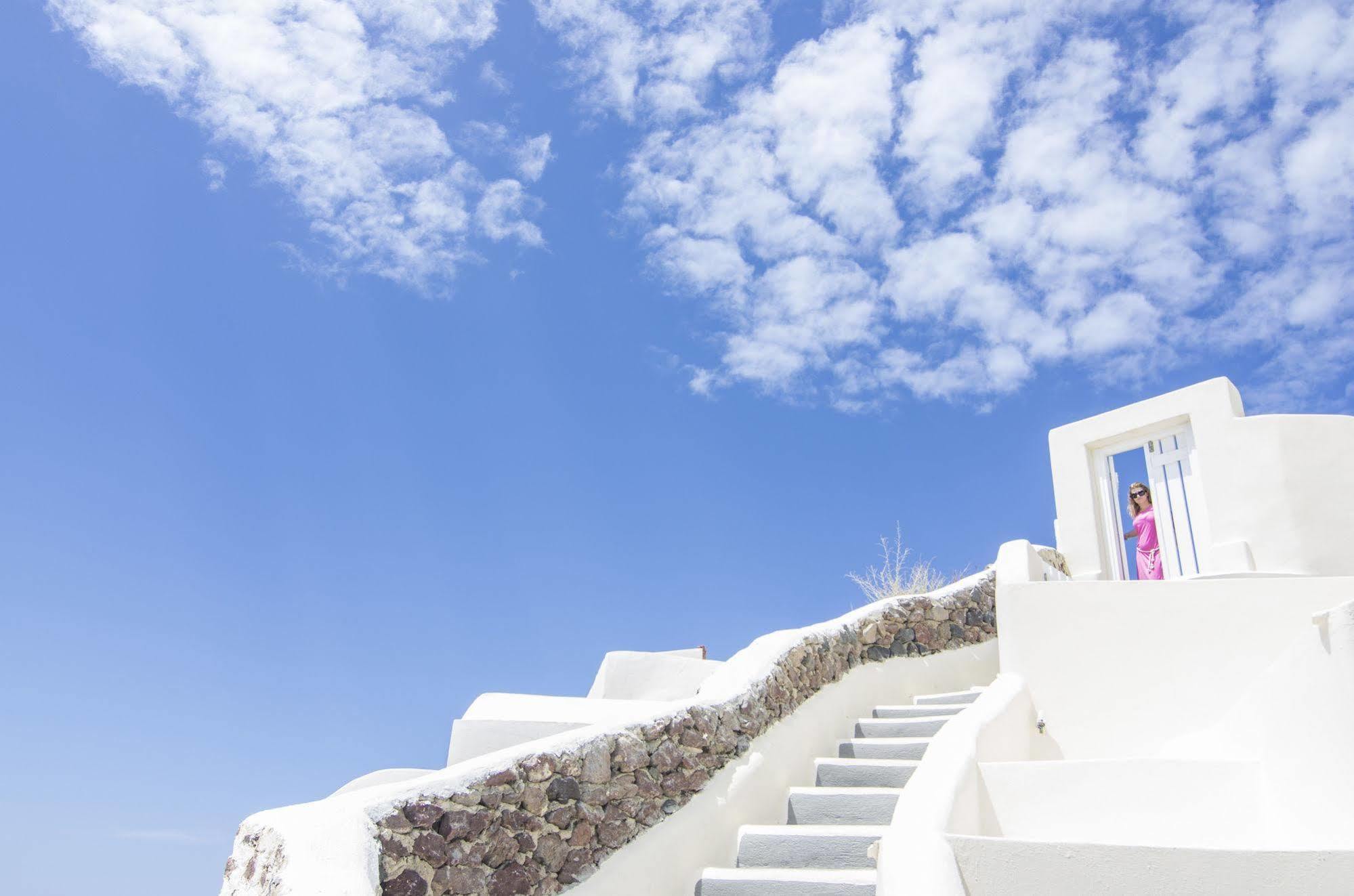 Ambition Suites (Adults Only) Oia  Exterior photo